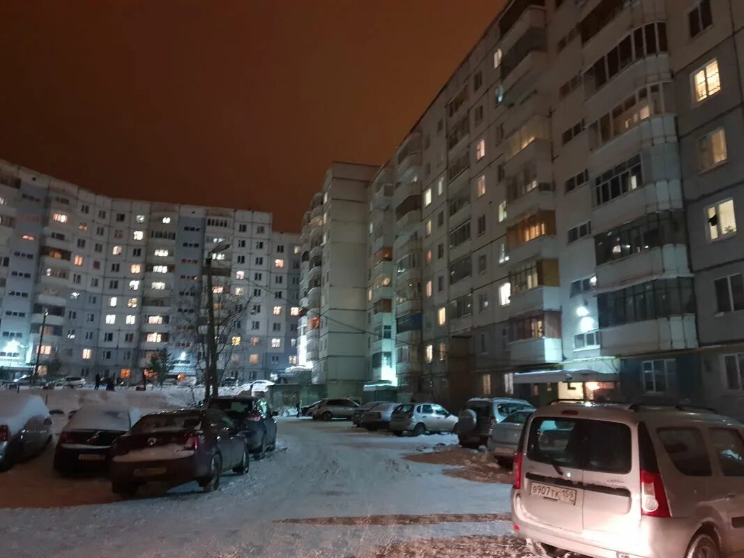 Ясно девелопмент свободы 15. Площадь свободы 20 энгельс. Г. Бизнес центр покровск энгельс. Бизнес центр покровск энгельс.