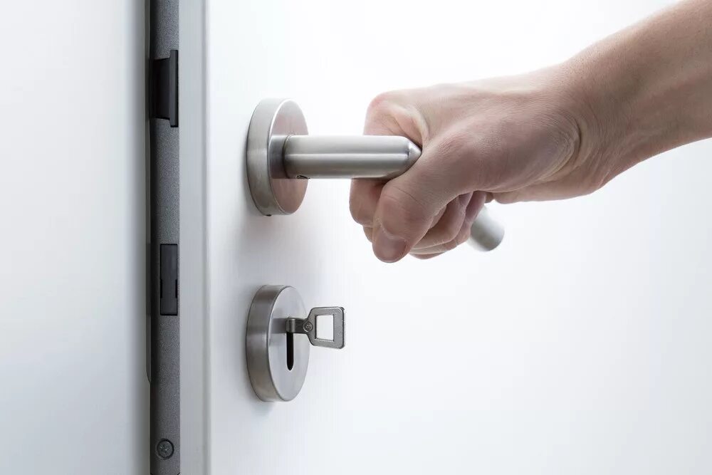 Yale замок электромеханический врезной. Kwikset smartcode 916. Door lock. Schlage. Дверной замок ttlock smart door lock.