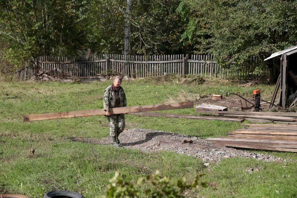 Погода вострецово приморского края. Село Вострецово Приморский край Красноармейский район. Тигроловы из Вострецово Приморский край Красноармейский район. Фото село Вострецово Приморский край.