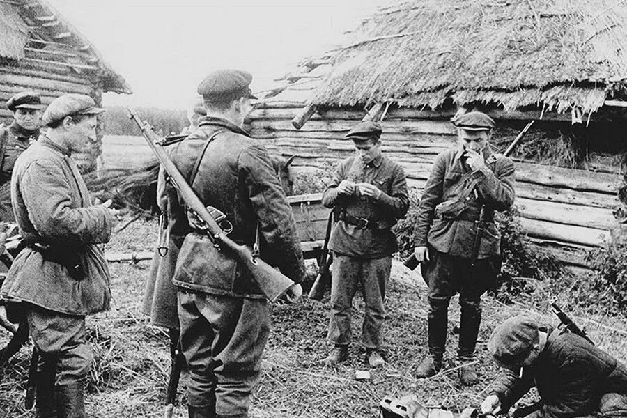 Сдача японцев в плен 1945. Партизанские отряды 1942 года. Партизанское движение в годы великой отечественной войны партизаны. Сейтаярви 1942 партизаны. Партизанский отряд 1943 года.