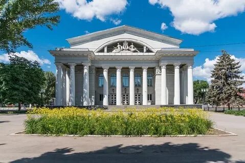 Театры саратова сайты
