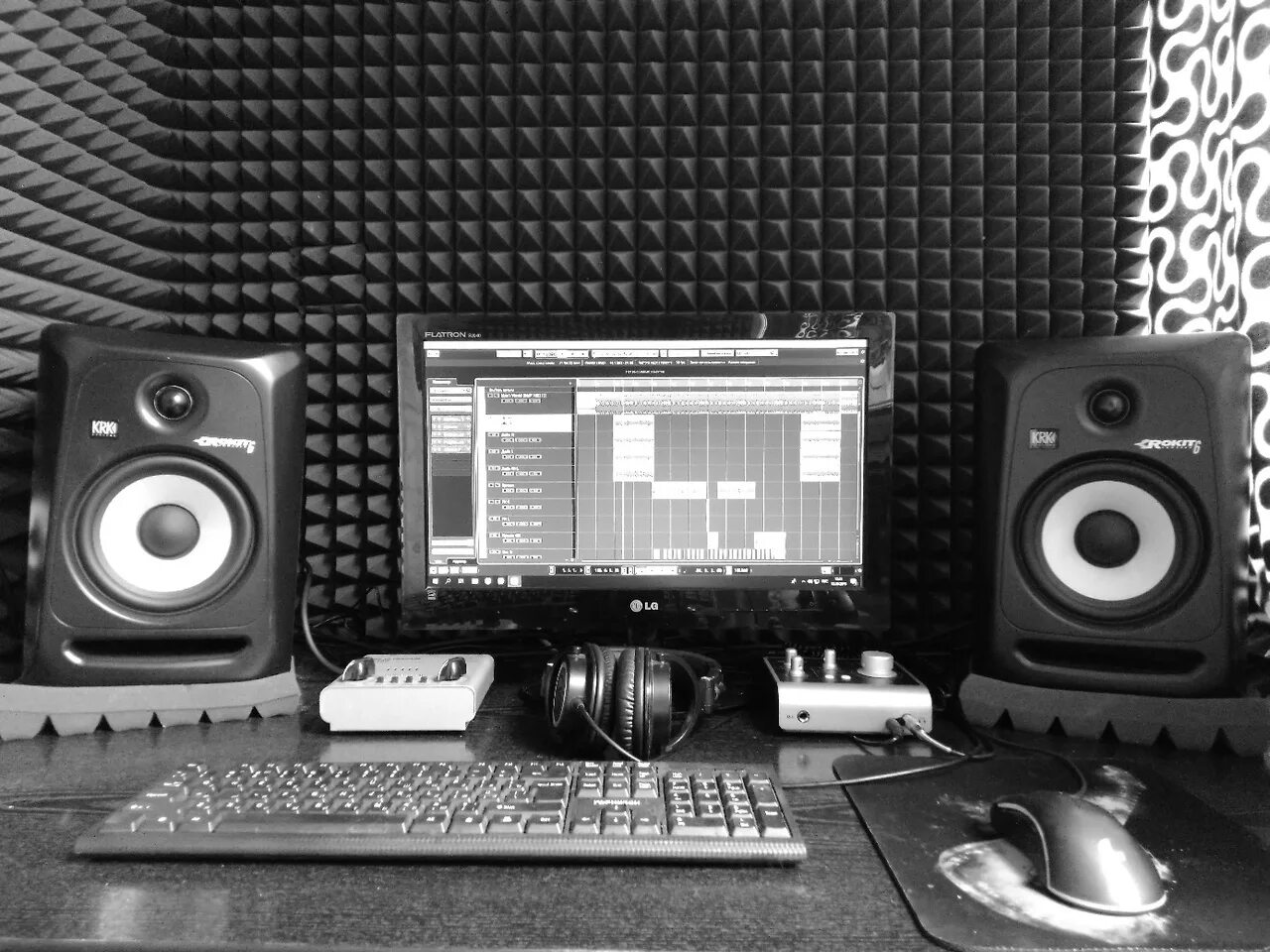 Сведение и мастеринг. Воронеж флагманский офис. Студия звукозаписи самара. Студия звукозаписи воронеж. Адрес в воронеже звукозаписи.