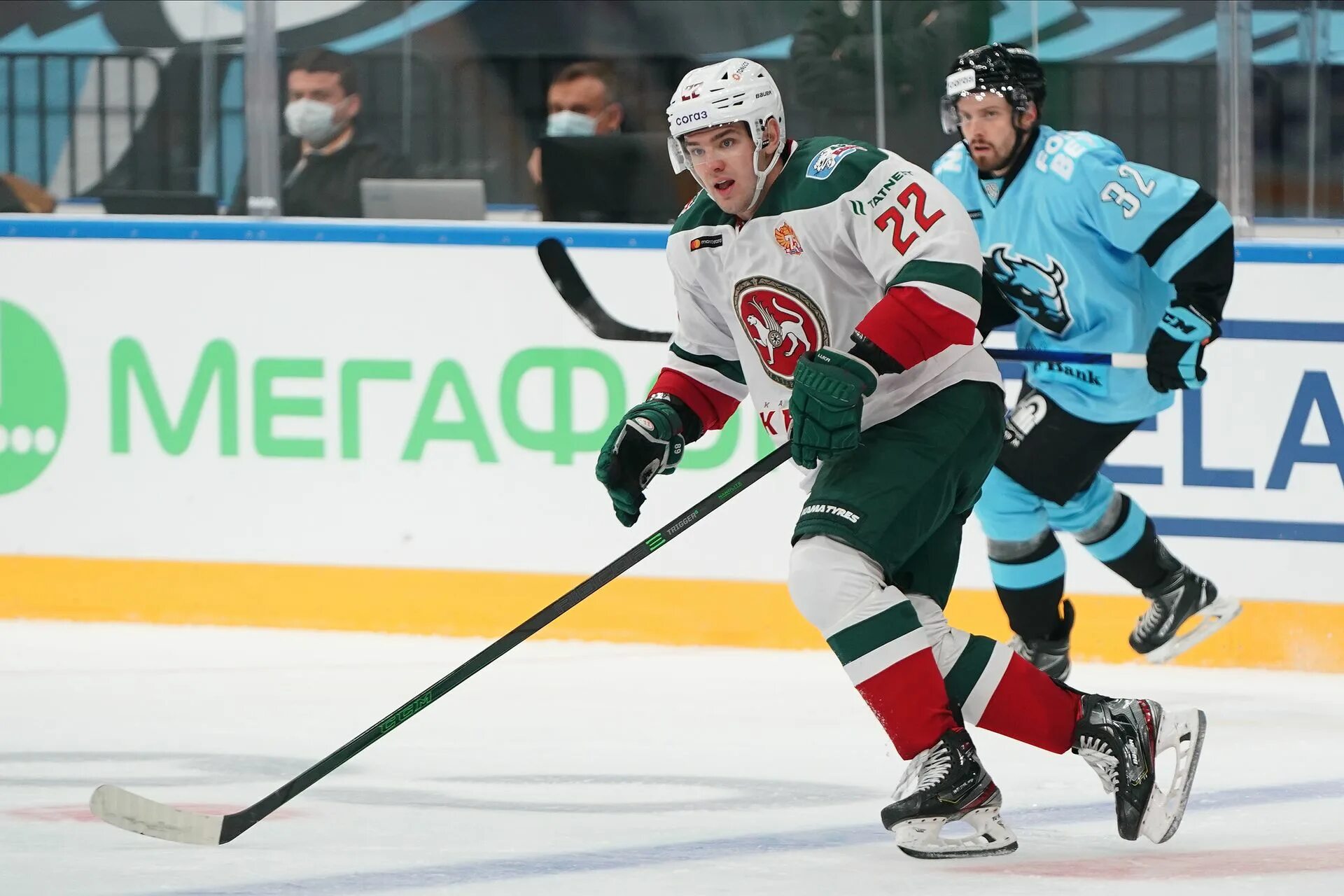 Ак барс динамо матч сегодня. Хк ак барс динамо казань. радулов ак барс. хк динамо ак барс.