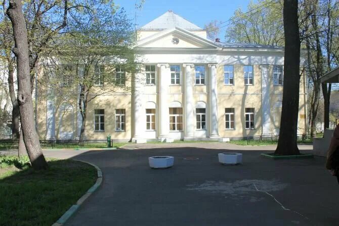 Центр соловьева на китай городе. Шаболовская больница соловьева. Нпц психоневрологии на шаболовке. Научно-практический психоневрологический центр им. Центр соловьевой.