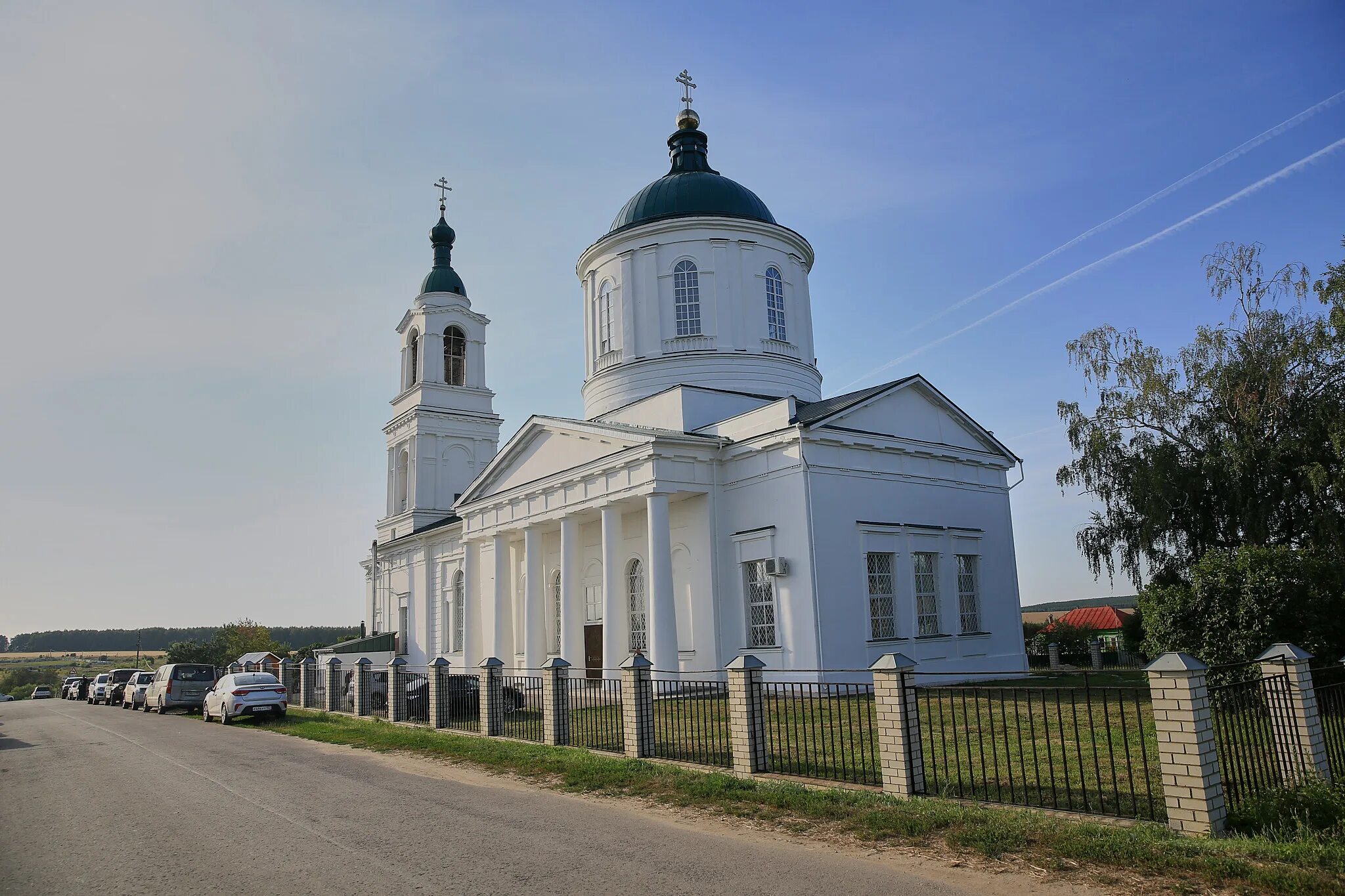 Суворово нижегородская область. Суворово нижегородская область храм. Храм в суворово дивеевский. Суворово нижегородская область. Церковь успения село суворово.