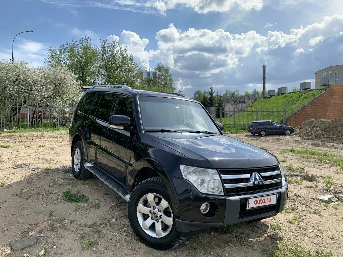 Pajero 4 2007. Мицубиси Паджеро 4 черный. Митсубиси Паджеро 4 3.8 бензин 2007 года. Митсубиси Паджеро 4 3.2 дизель.