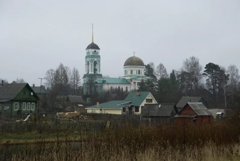 Сомино ленинградская область. Сомино ленинградская область. Сомино ленинградская область. Сомино ленинградская. Петропавловская церковь сомино.