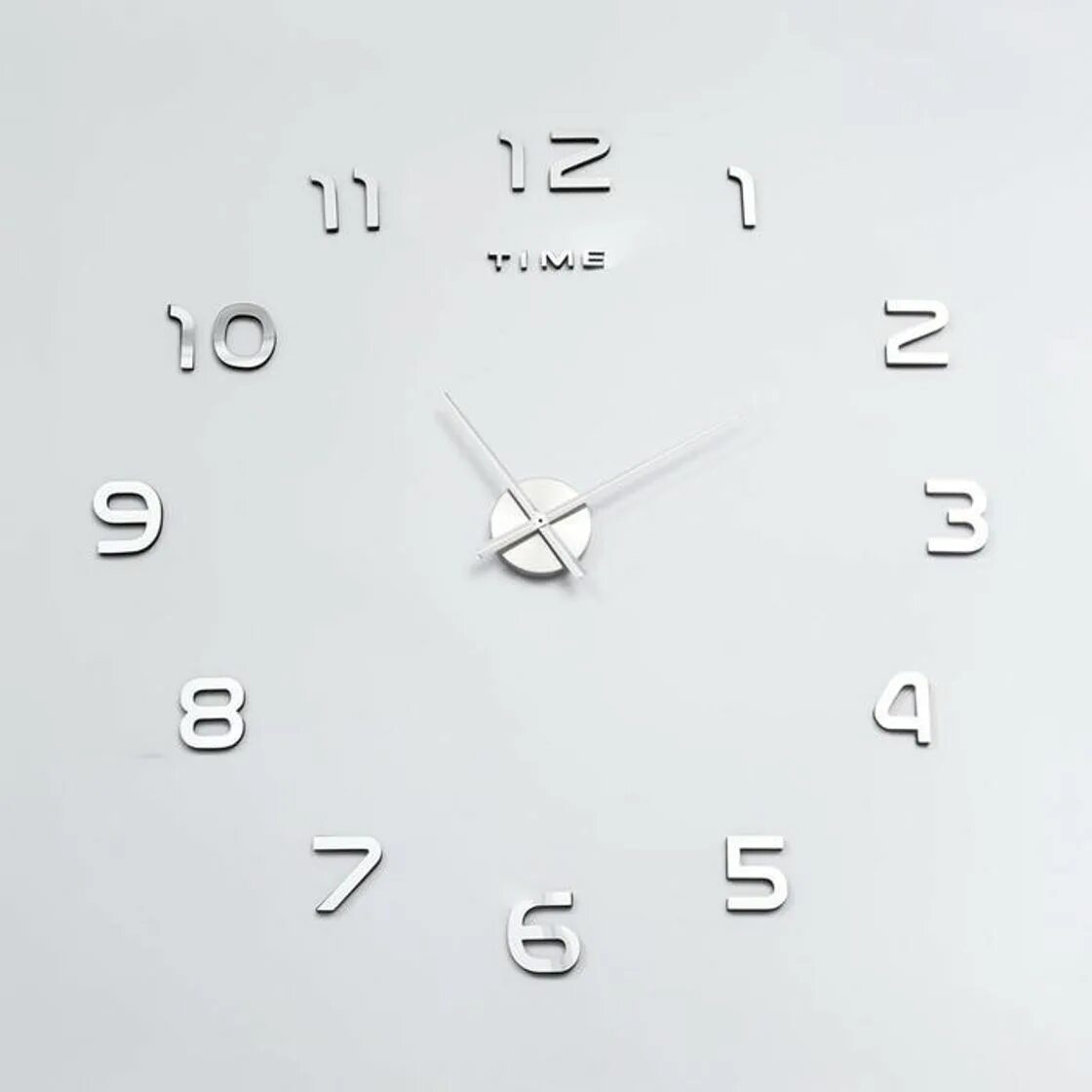 Часы этикетка. Часы-наклейка DIY "Клермонт", плавный ход, d=120 см. Часы наклейки в интерьере. Настенные часы диаметр 100 см. Часы настенные диаметр 70 см.