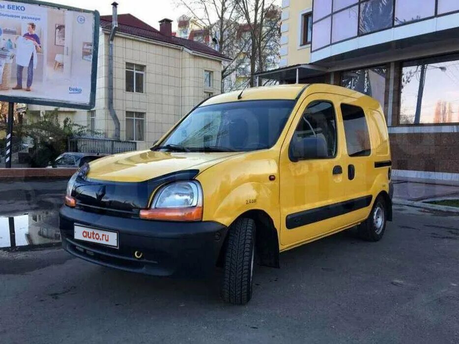 Купить рено кангу дизель. Renault Kangoo 2001. Рено Kangoo 2001. Рено Кангу 2001 желтый. Renault Kangoo 2001 Maxi.