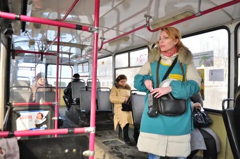 Не ездить в общественном транспорте
