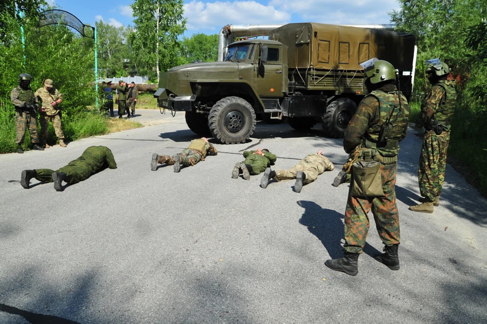 Завершение военной операции. Контртеррористическая опе. Антитеррористическая операция. Контртеррористической операции Росси. Проведение контртеррористической операции.