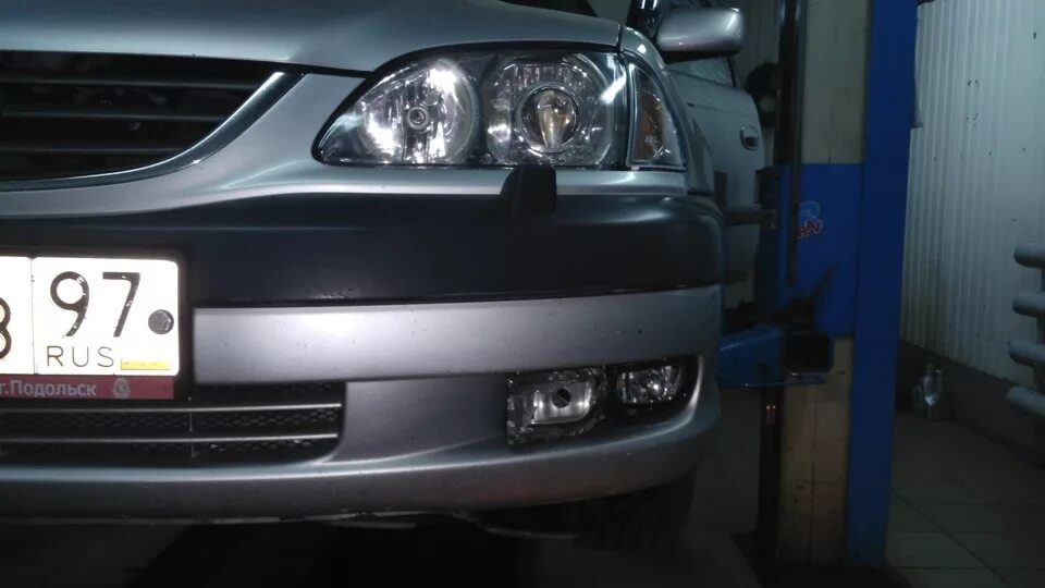 Птф тойота авенсис. Противотуманные фары Avensis t22. Противотуманные фары Toyota Avensis t220. Toyota Avensis t22 ПТФ. ПТФ Тойота Авенсис 1998.