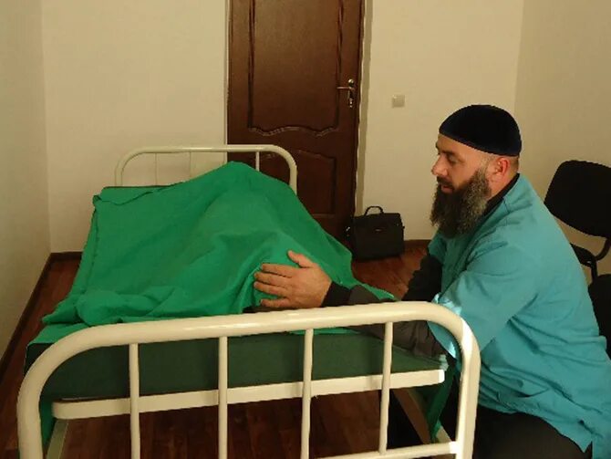 Центр исламской медицины в Грозном. Исламский медицинский центр в Грозном. Исламский центр в Грозном Эльжуркаев. Медицина в Исламе. Мусульманское исцеление