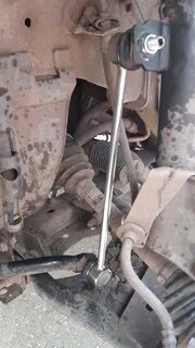 Стойка стабилизатора террано 3