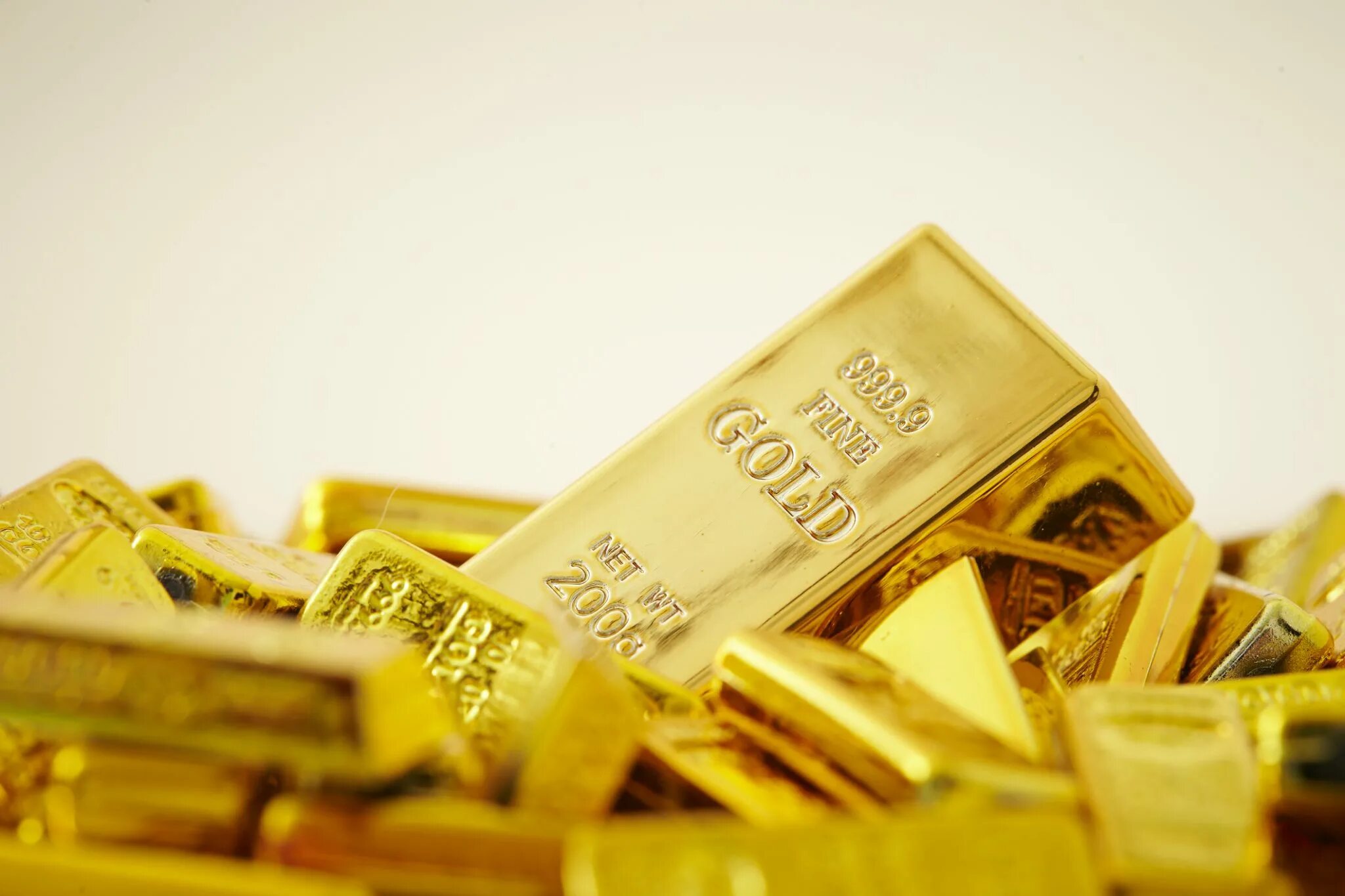 Give gold