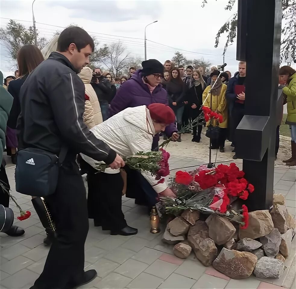 Теракт Волгоград Красноармейский район. Теракт в Волгограде на Лесобазе. Октябрь 2013 взрыв Волгоград. Список погибших во время теракта в москве