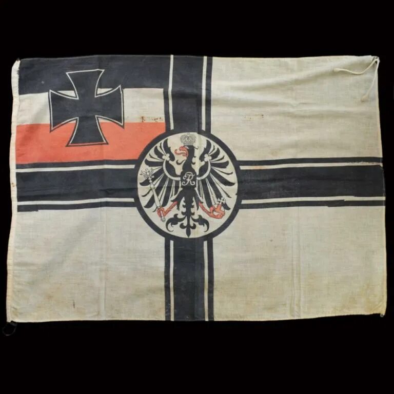 Флаг старой германии. Флаг Германии империи 1914. Военный флаг кайзеровской Германии. Знамя германской империи. Флаг германской империи 1914 года.