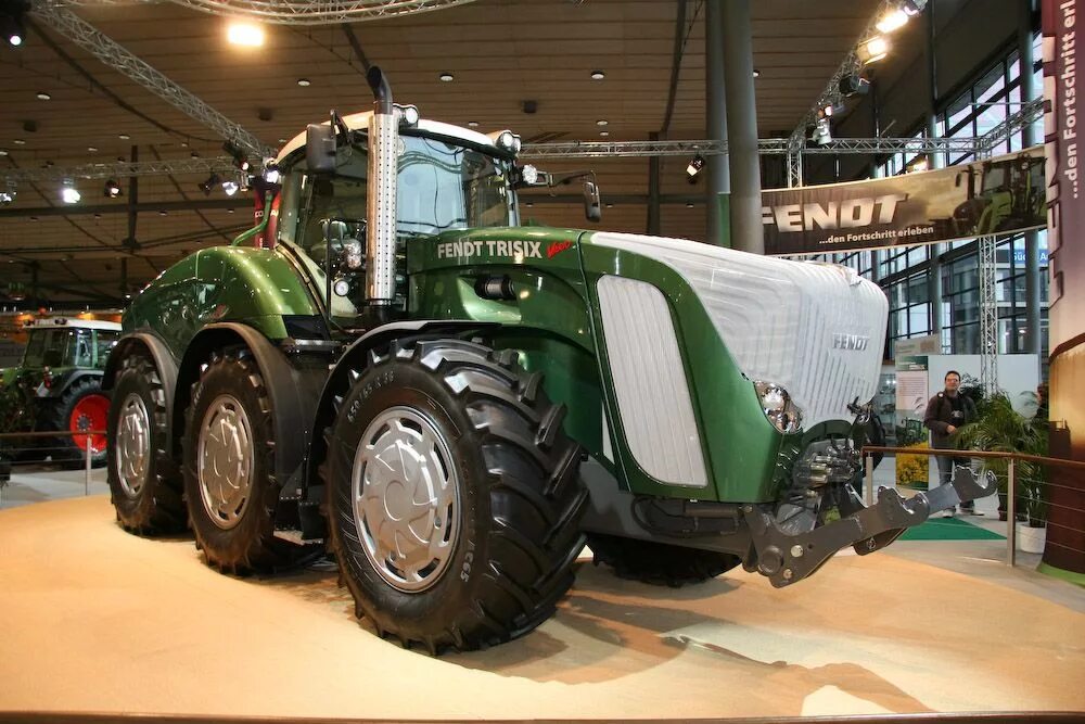 Трактор Fendt Trisix. Самый большой трактор Фендт. Трактор Fendt 2023. Fendt Trisix Vario. Тракторный мир