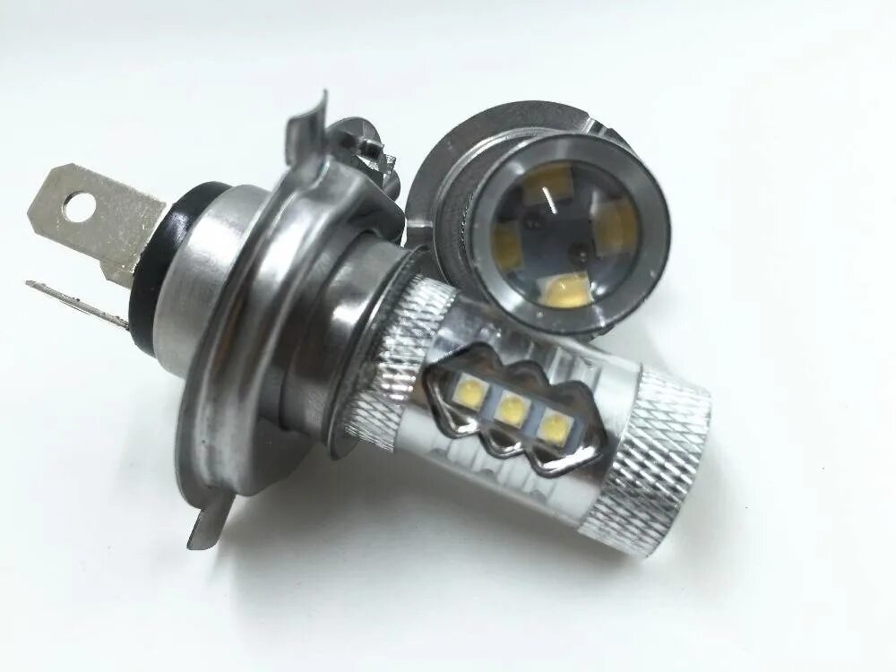 Лампы в линзованные фары. Диодные лампы h15. лампа h15 led. led лампа h4 ближний/дальний. светодиодные лампы для авто h4 ближний дальний свет.