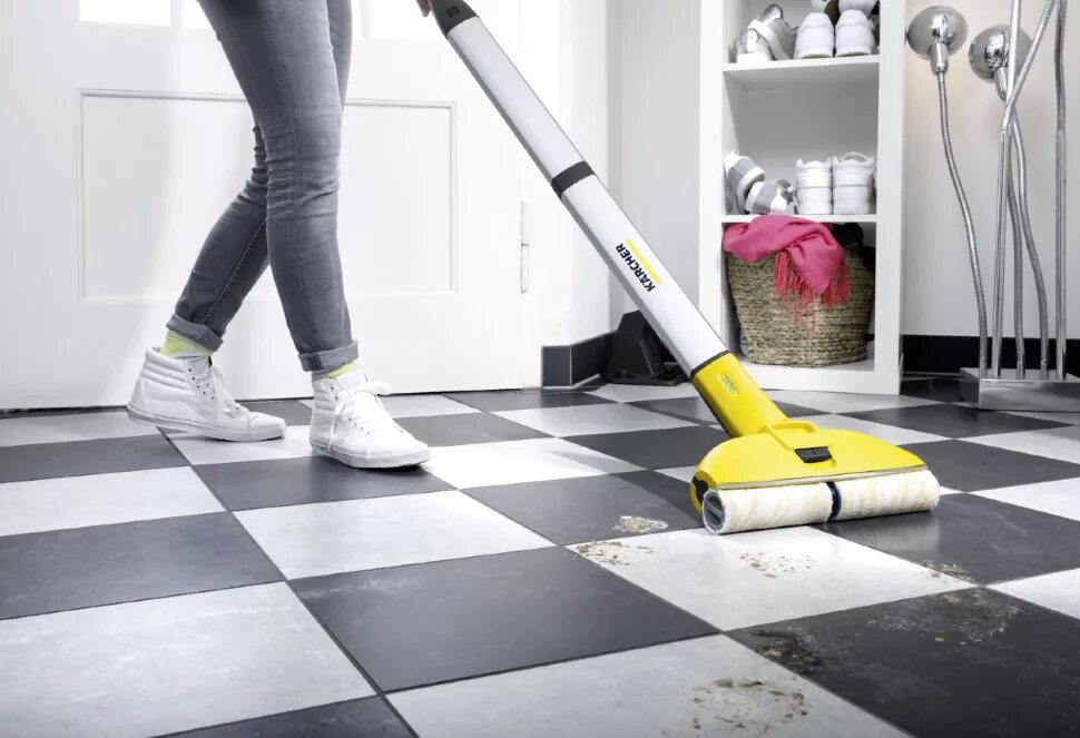 Лучшие беспроводные моющие пылесосы для дома. Karcher FC 3 Cordless. Электрошвабра Karcher FC 3. Электрошвабра FC 3 Cordless Premium. Швабра Karcher fc3.