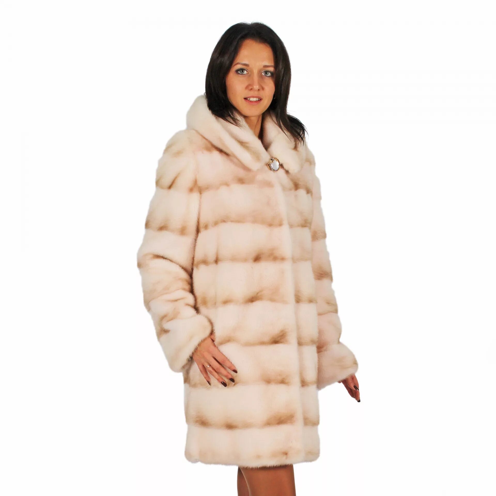 Синяя шуба из искусственного меха. Меховая пряжа для вязания. Вайлдберриз интернет шубы. Шуба 130. Козья шуба купить в интернет магазине недорого от производителя.