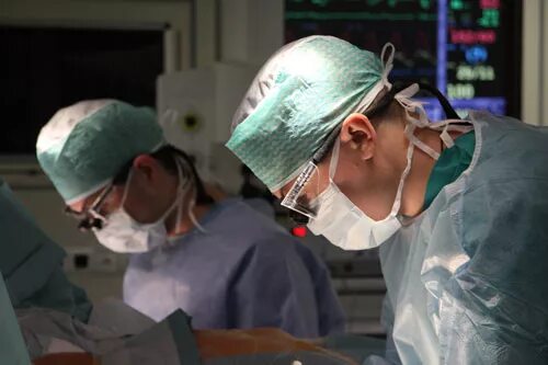 нии алмазова. сосудистая хирургия операции. алмазова гибридная операционная. сердечно сосудистый центр алмазова. медицинский центр имени алмазова в санкт-петербурге.