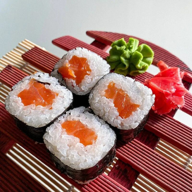 суши вок состав роллов. суши вок адреса в уфе. роллы в шахтах с доставкой. кружка мончегорск меню на суши. суши вок шахты.