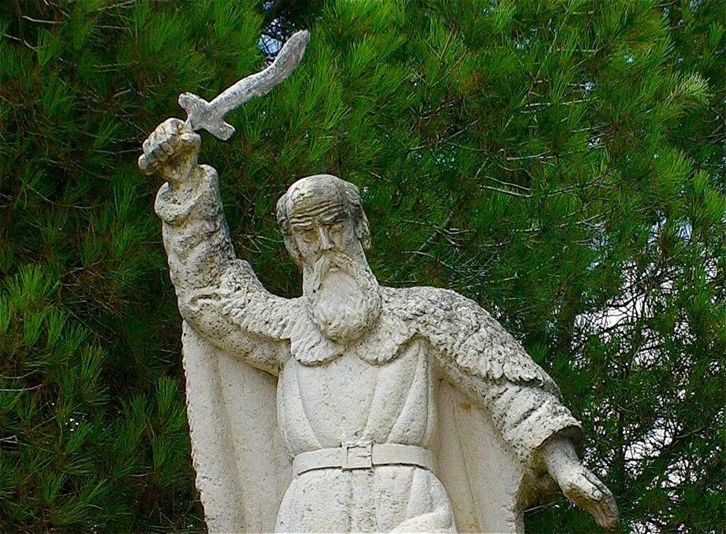 древний израиль арт иерусалимский храм. статуя в иерусалиме. памятники святой земли. святая гора иерусалим елеонская. статуи ильи пророка малиновский.