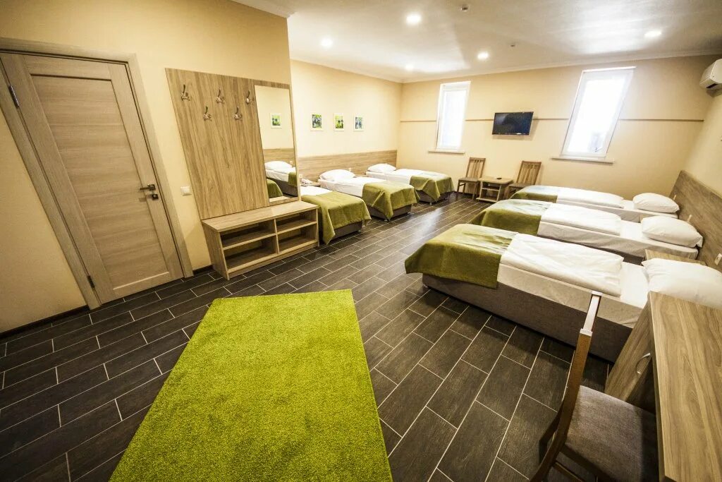 Гостиница пеликан в краснодаре. Супериор номер 204 в face hotel на петроградской. Отель пеликан сочи. Отель пеликан сочи. Пеликан мини отель петропавловск.