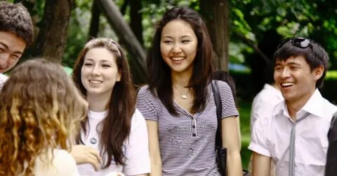 Ол оны Черновцыдан жыныстық қатынас үшін іздейді