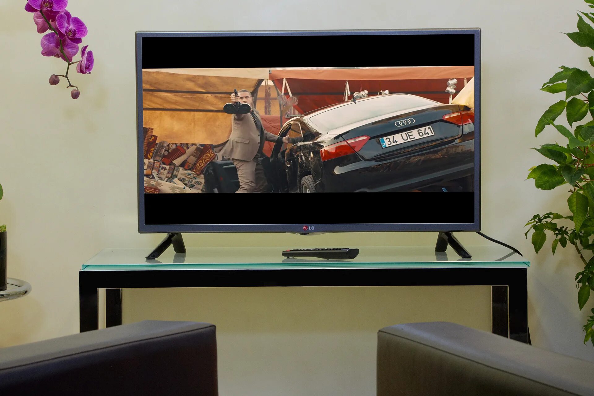 Лучшие телевизоры 32 дюйма 2024. LG 32 inch led TV. LG TV 32 дюйма 2021. LG телевизоры 2022 32 дюймовый. LG OLED 32 inch.