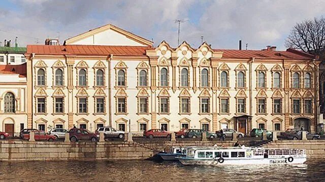 Библиотека маяковского мероприятия. Библиотека маяковского санкт-петербург. центральная городская публичная библиотека имени в. в. маяковского. фонтанка 44/46 библиотека маяковского. библиотеку им маяковского на фонтанке в санкт-петербурге.