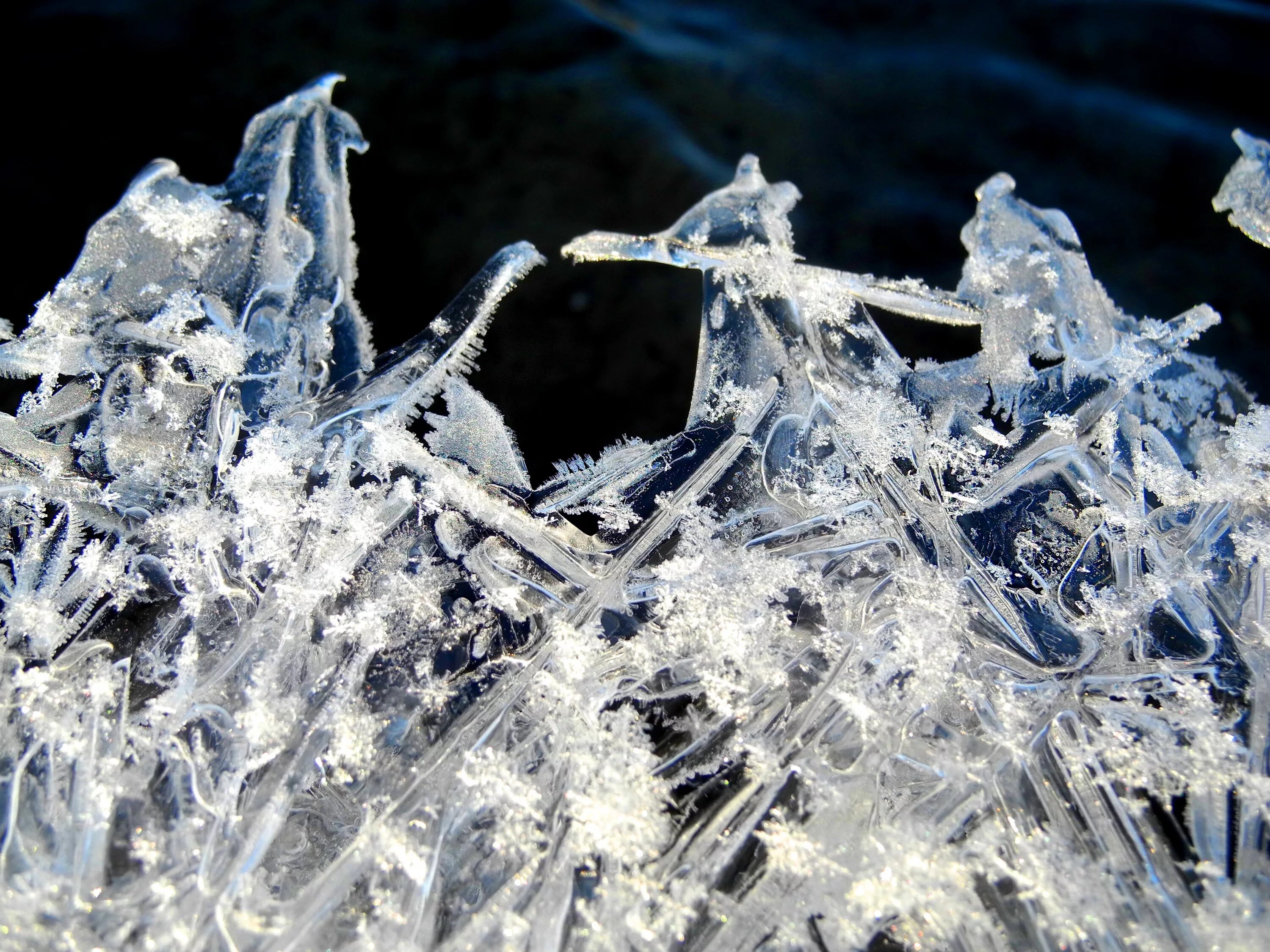 Кристаллизация воды на морозе
