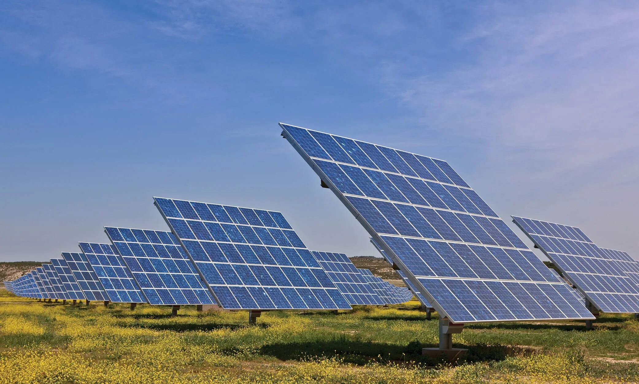 Using solar panel. Solar pv power plant. уарзазат солнечная электростанция. солнечная энергетика сша. solar panels 1l.