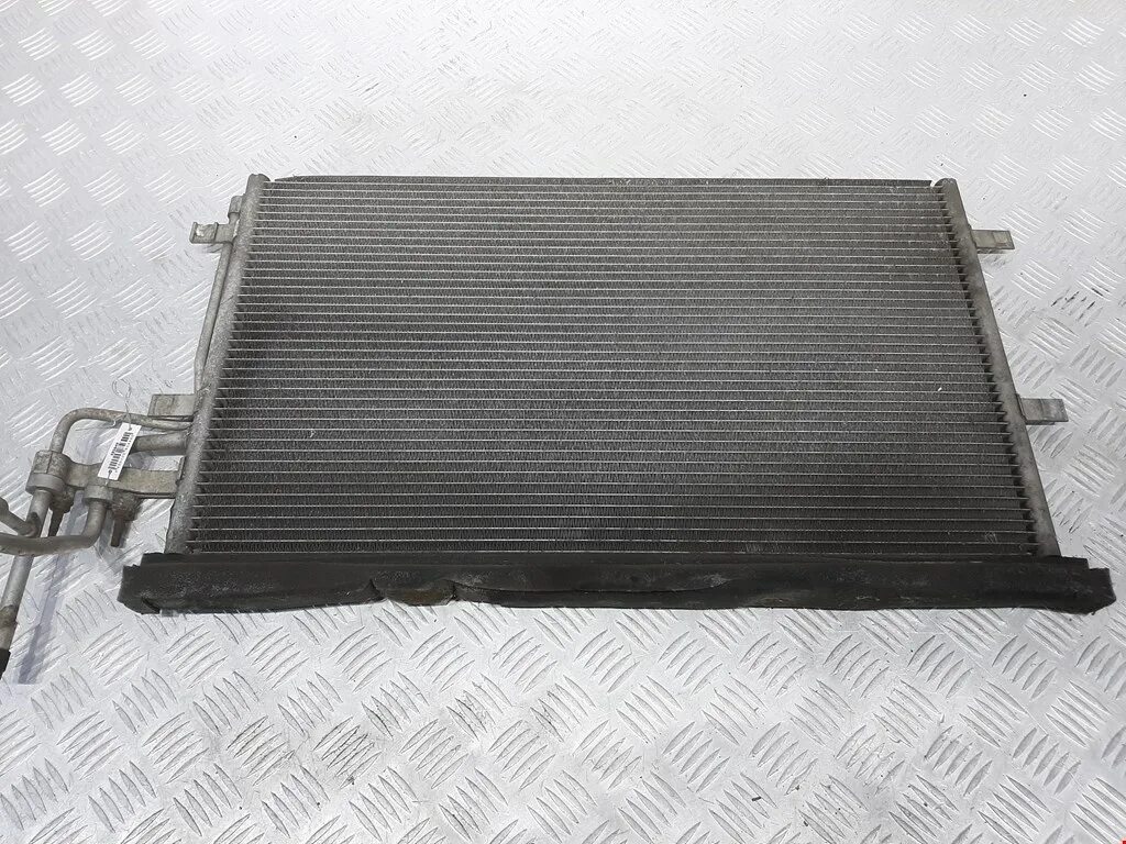 Радиатор кондиционера форд фокус 1 1. Радиатор форд фокус 3. Радиатор форд фокус 2. Форд c max 2008 1. Радиатор фф2.