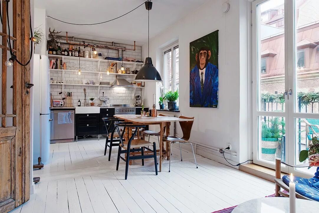 Delightful Scandavian Style Apartment - Wave Avenue Colorful apartment, Cute hom