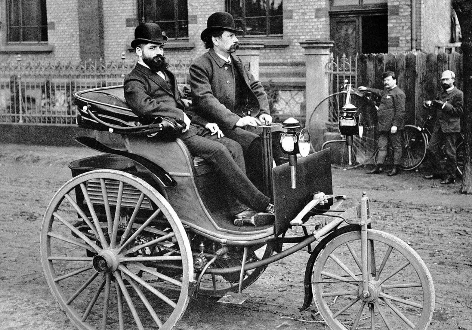 Про первый автомобиль. Benz Patent-Motorwagen 1886.