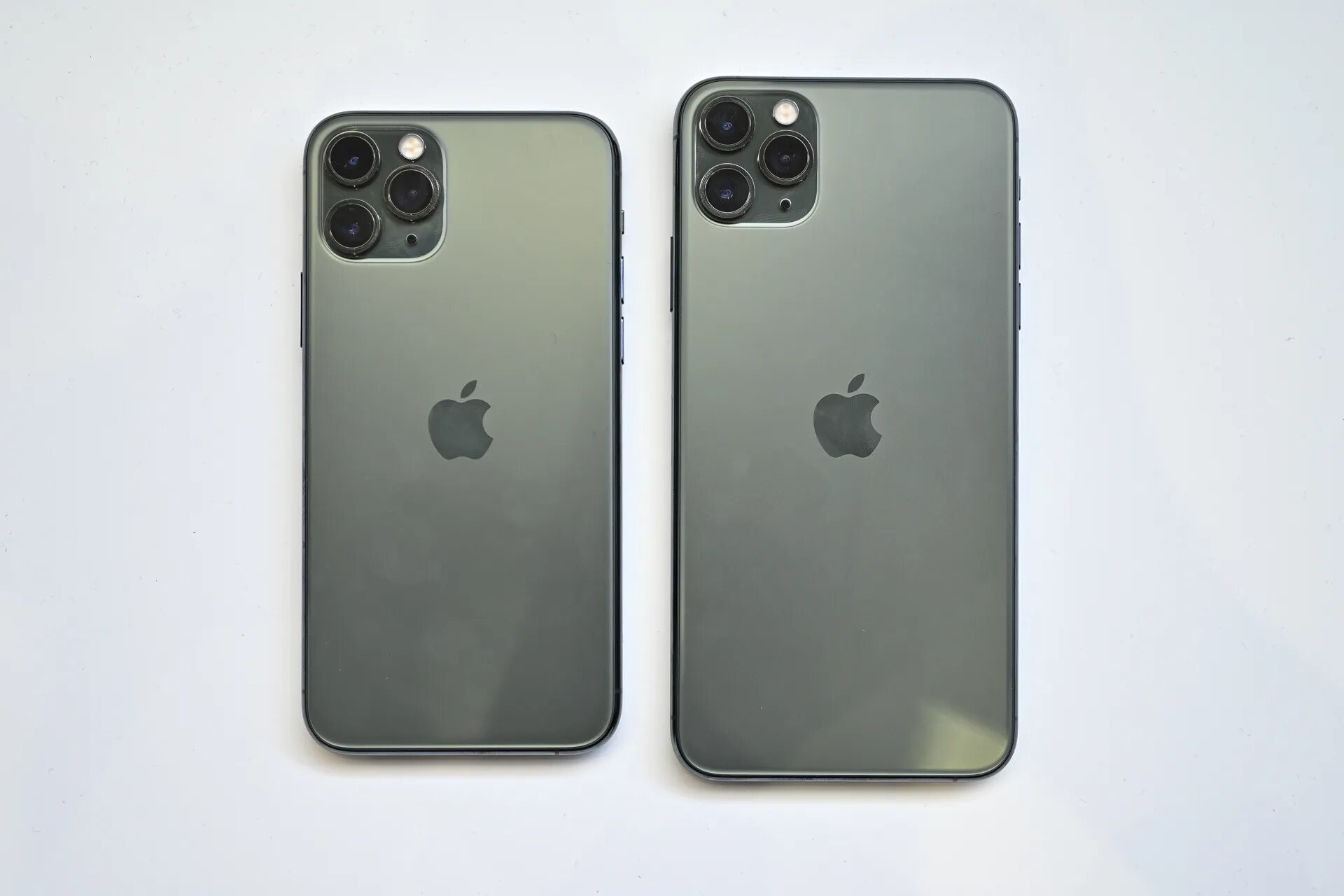 Айфон 11 про россия. Айфон 11 Промакс. Iphone 11 Pro. Iphone 11 11 Pro 11 Pro Max. Iphone 11 спереди.