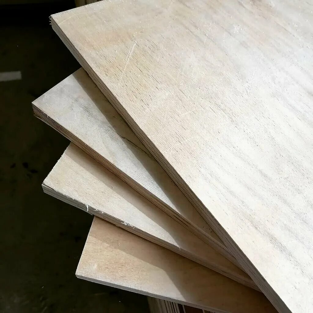 фанера в сыктывкаре купить. фанера сыктывкар. брусок фанеры. строительный магазин сыктывкар. фанера фк 18х1525х1525 мм сорт 4/4 нешлифованная.