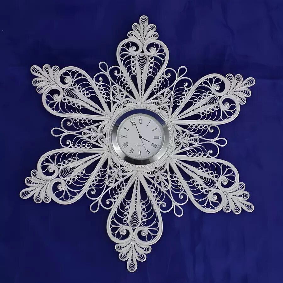 часы снежинка