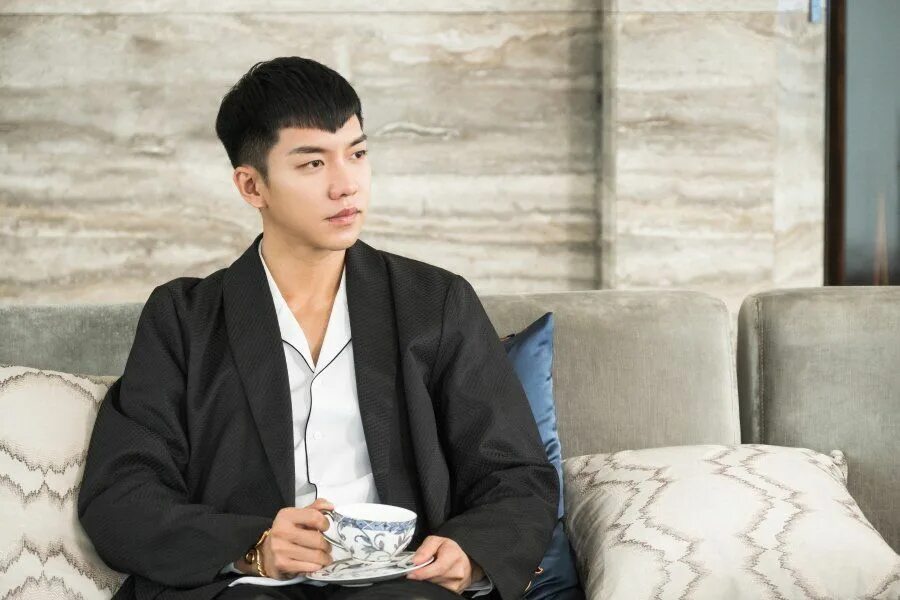 Сон о гон. Ли сын ги хваюги. Хваюги джонатан. Сериал ли сын ги. Ли сын ги дорама хваюги.