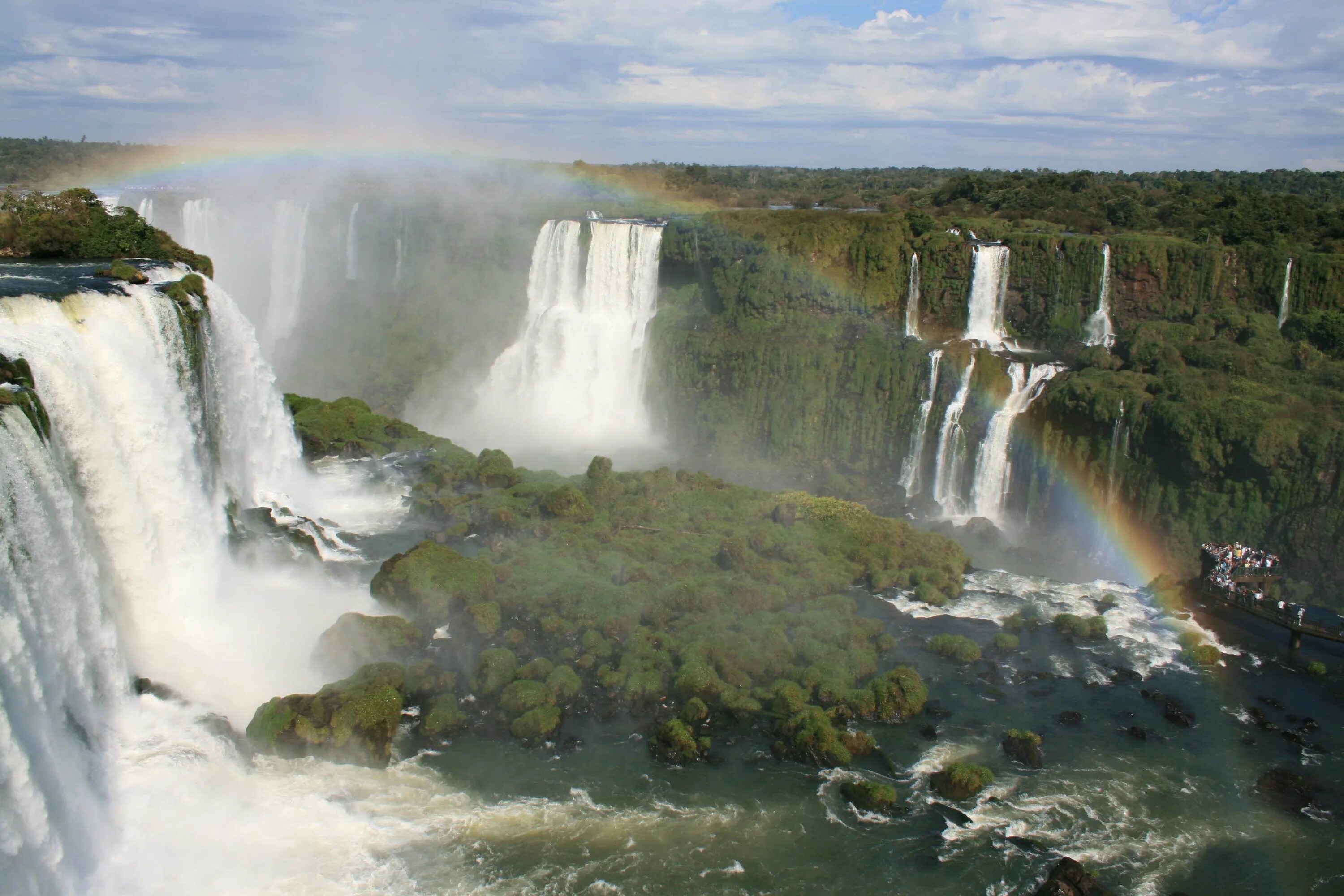 Бразилия водопады Игуасу. Игуасу (национальный парк, Аргентина). Рамирес водопад Игуасу. Водопад Игуасу, граница Бразилия–Аргентина. Игуасу это