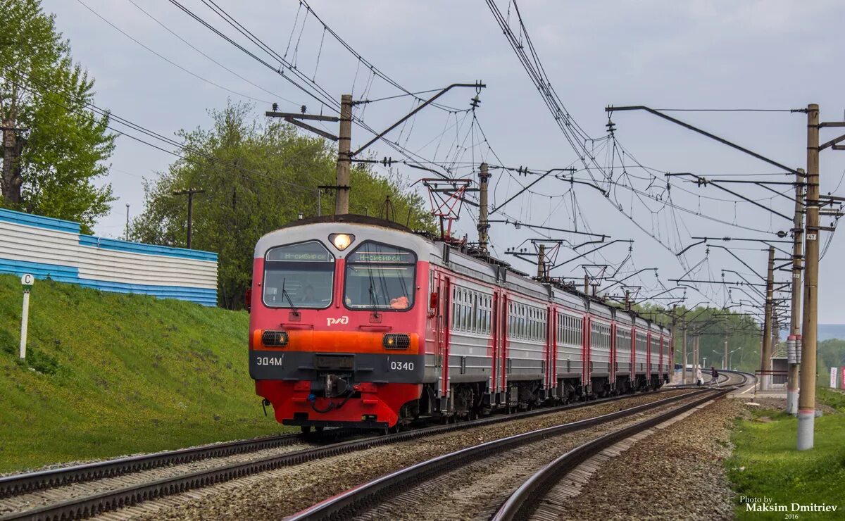 Эд4м Новосибирск. Электропоезд эд4м. Эд4м Новосибирск 2008. Пригородные поезда эд4м.