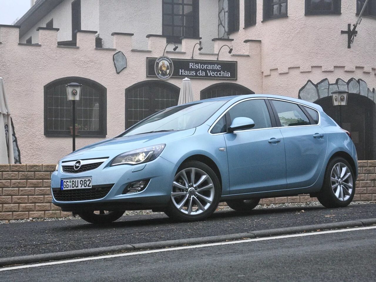 Opel Astra 1.4 Turbo.