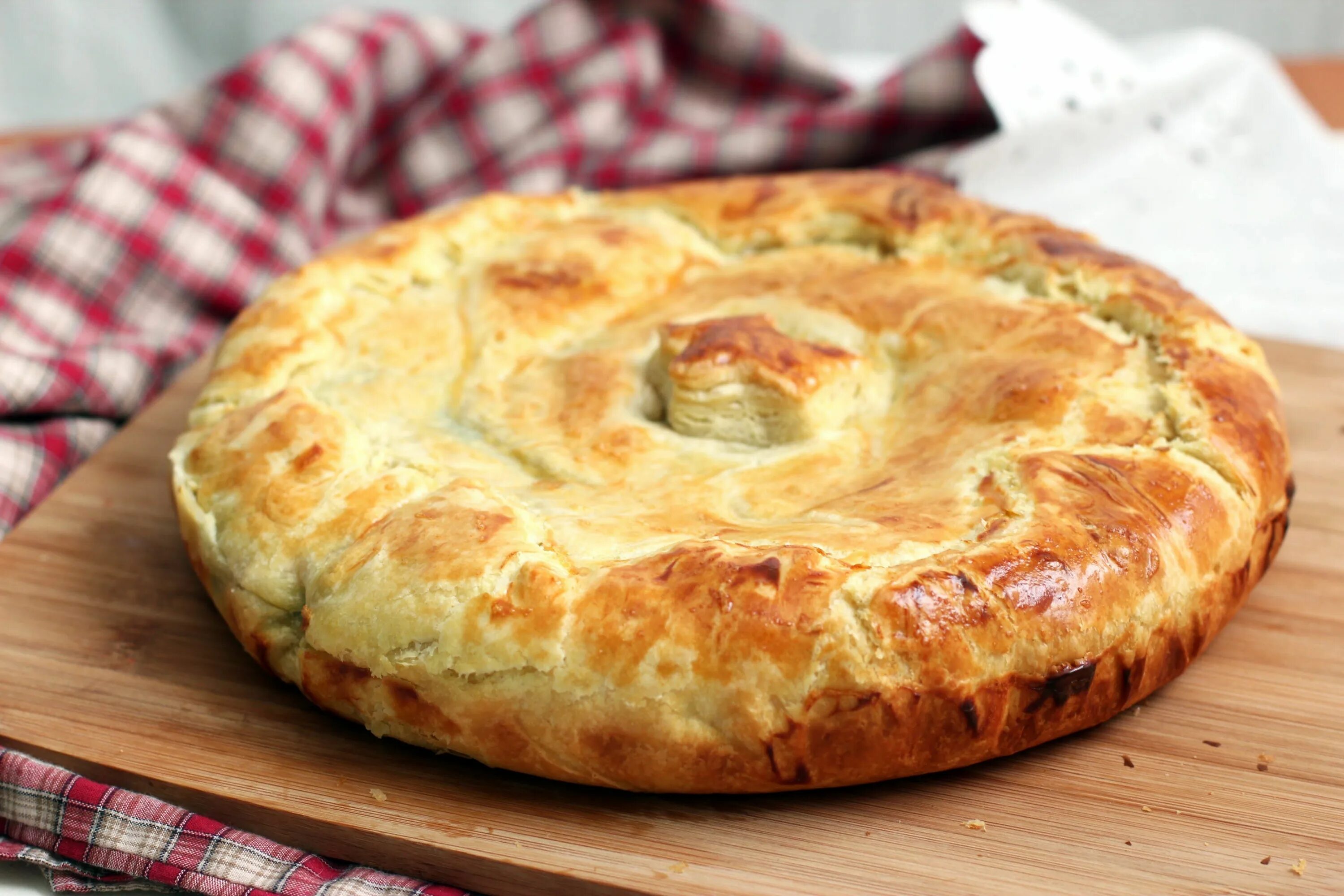 вертута рецепт. молдавская кухня вертута. вертута рецепт. вертута с яблоками. вертута с капустой.