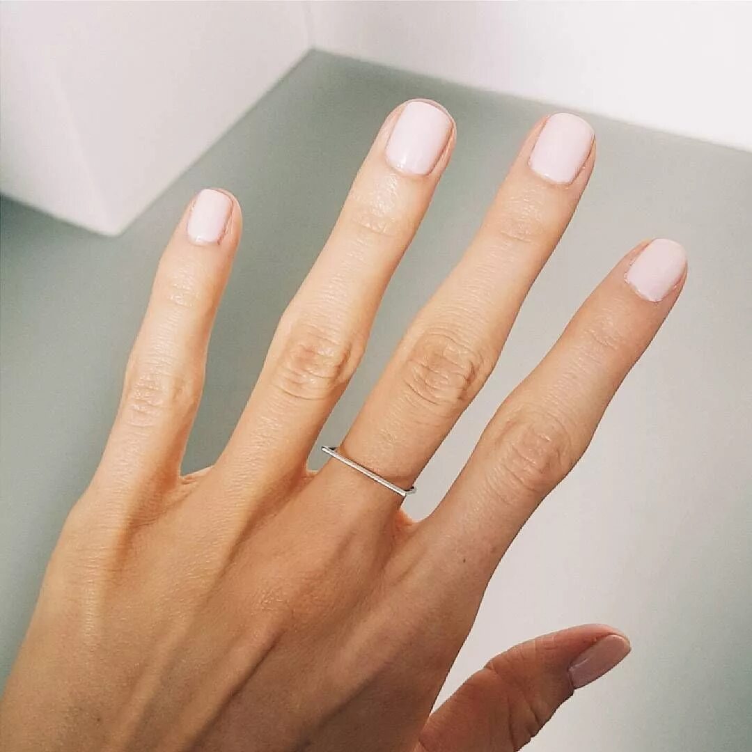 Удлинение рук. Маникюр на тонкие пальцы. Удлинение рук. Удлинение рук. Арахнодактилия паучьи пальцы тонкие.