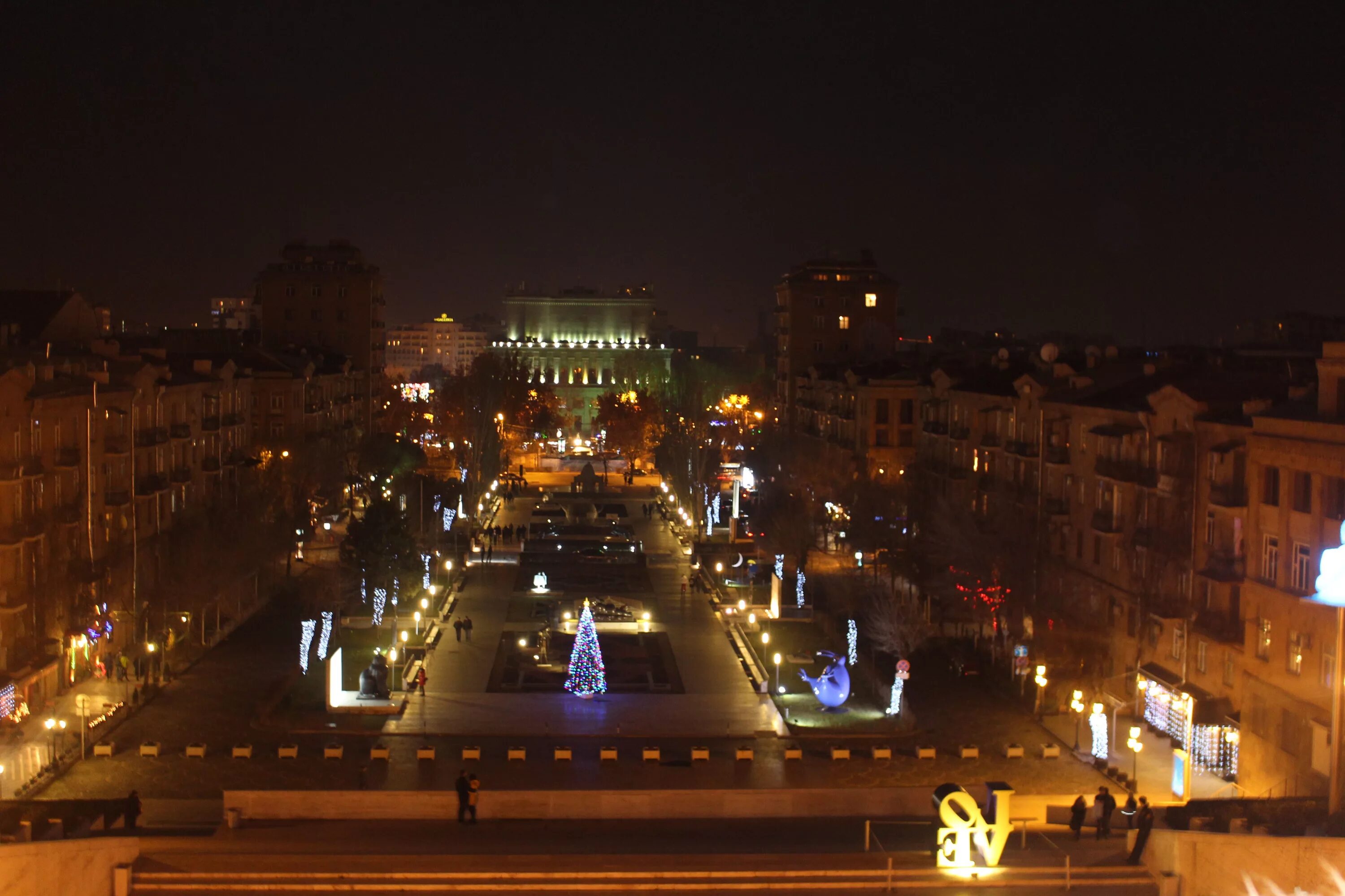Ереван ночью. Каскад Ереван ночью. Центр Ереван Северный проспект ночью. Ереван Северный проспект ночью. Каскад Ереван ночью ночью.