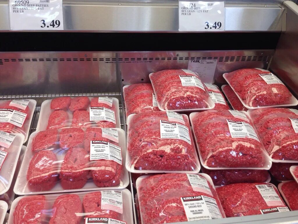 Сколько стоит 5 кг мяса. Мясо в Costco. Мясо в магазине Костко. Мясо из магазинов Костко. Продукты мясные из магазина Костко.