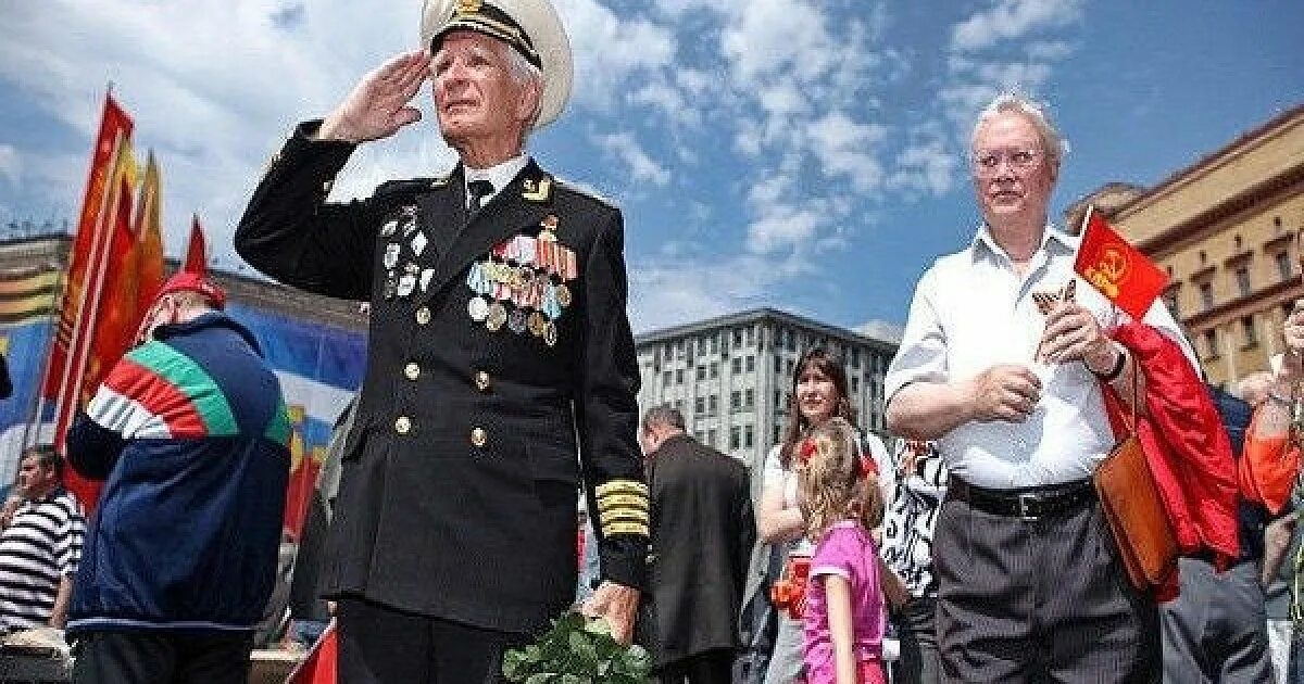 Ветераны традиций. День защитника отечества фото. Ветераны традиций. Ветераны вов на параде. Ветераны традиций.