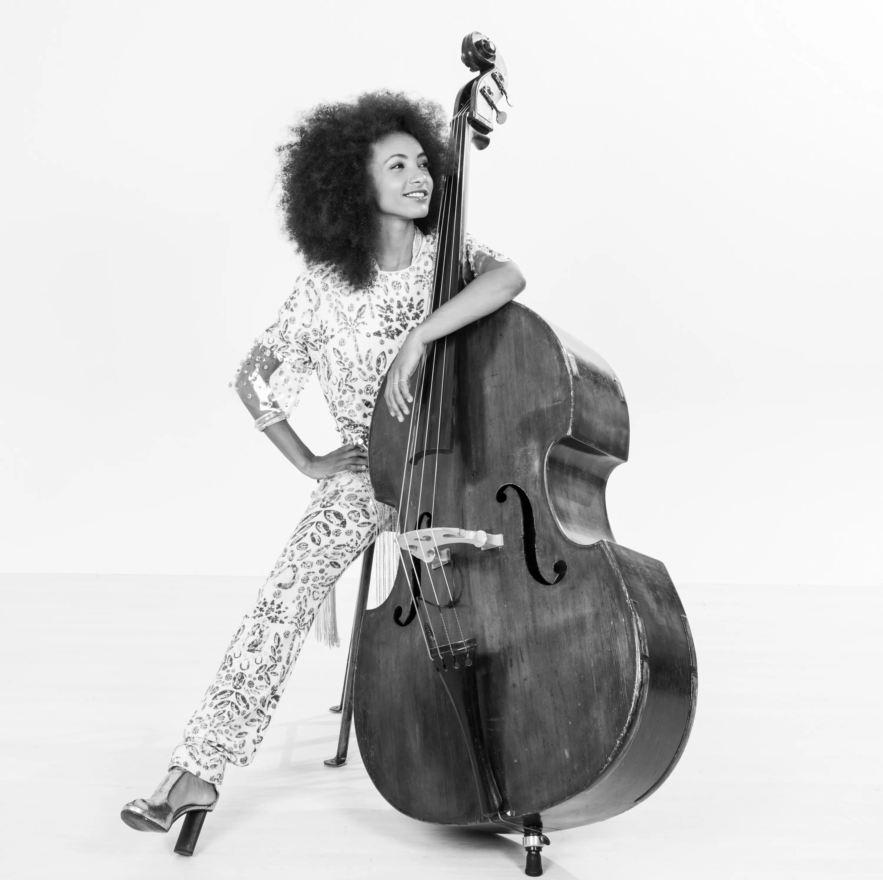 Esperanza Spalding. Mick Spalding. Контрабасист и певица. Патти Остин Esperanza Spalding. Песня э м